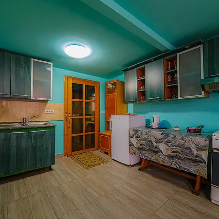 Apartment Sweet *